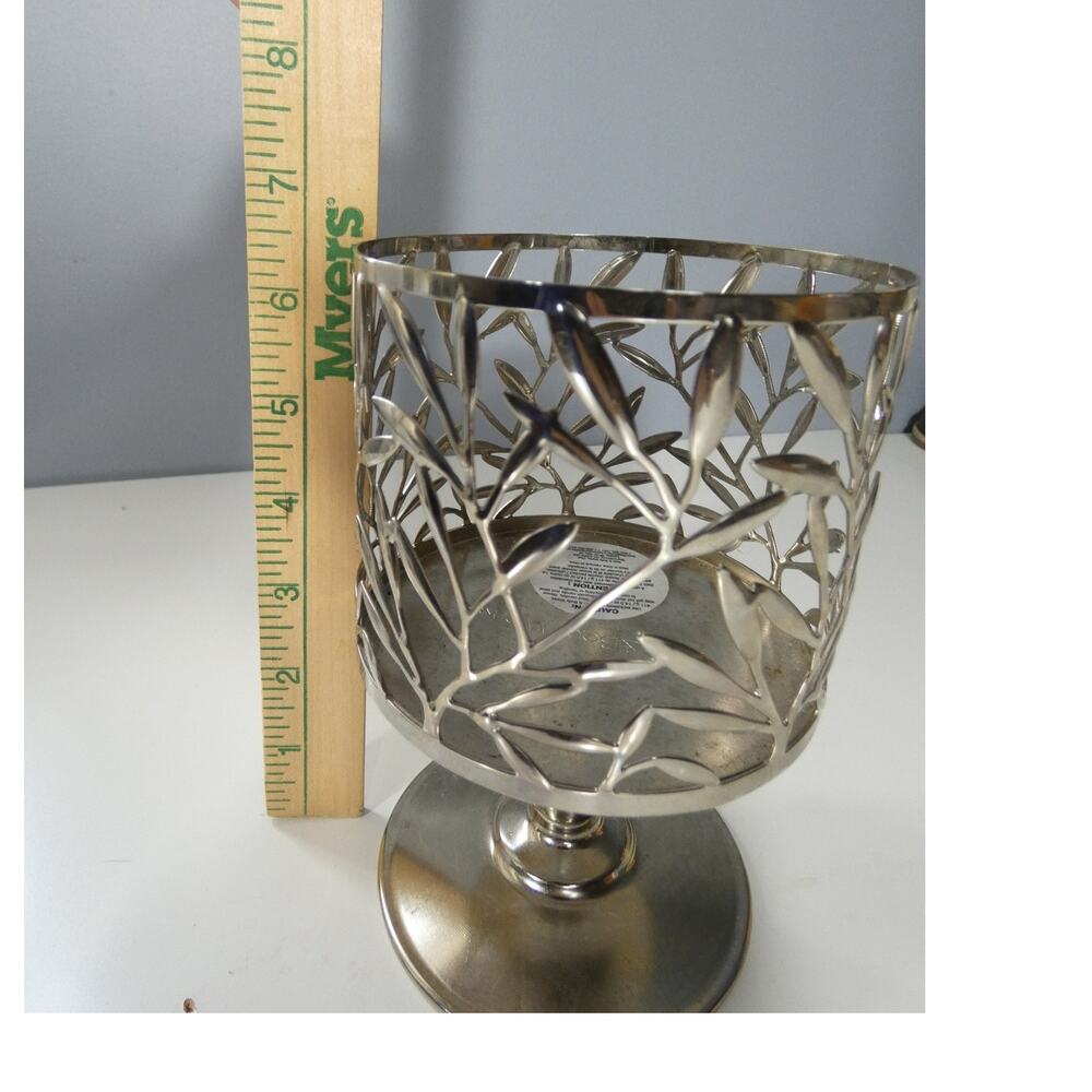 Bath & Body Works Silver Large 3 Wick Candle Pedestal Holder Decorative Leaves - Picture 3 of 4